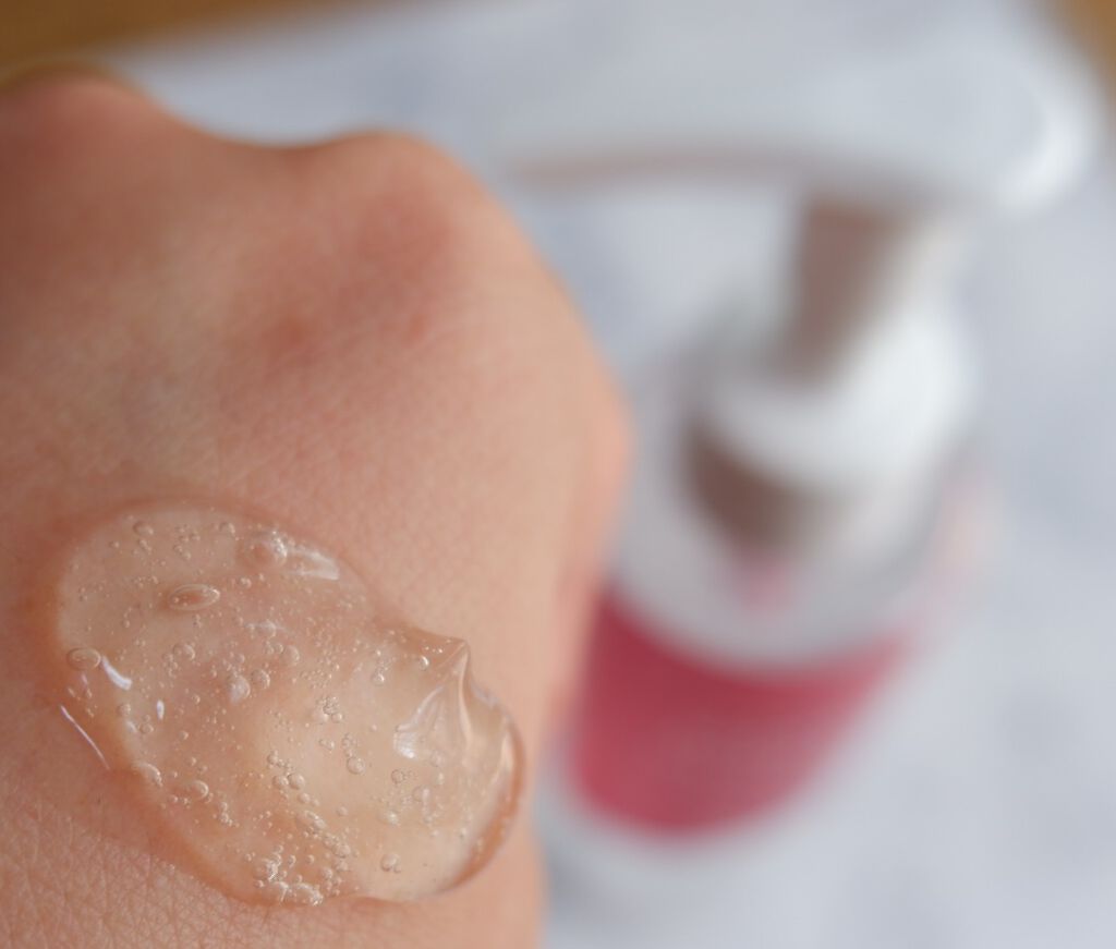 エッセンスクリアジェル/BiBika/その他洗顔料を使ったクチコミ（2枚目）