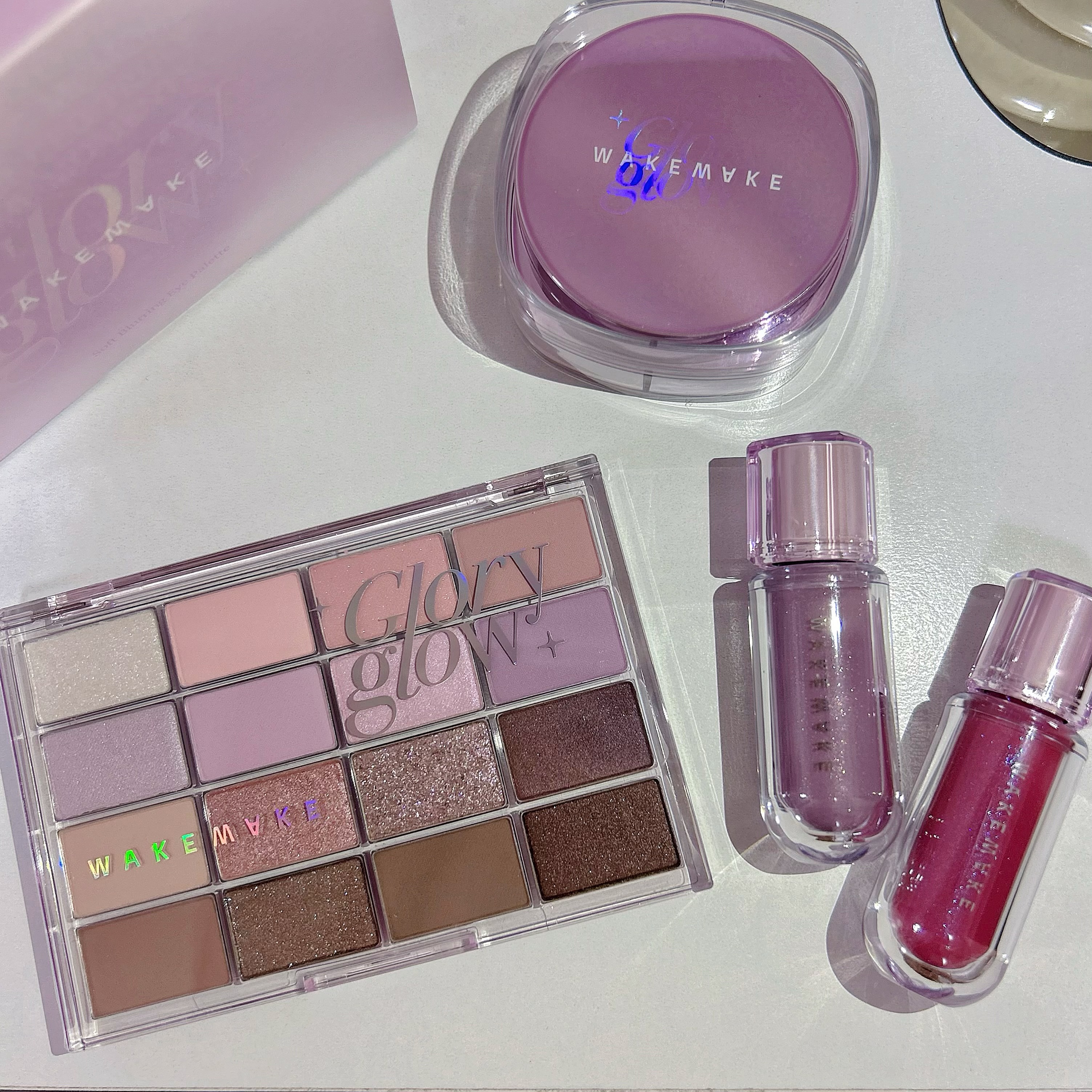 ソフトブラーリングアイパレット/wakemake/アイシャドウパレットを使ったクチコミ（3枚目）