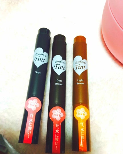DAISO アイブロウティントのクチコミ「ダイソーでついに眉ティントが出たと言うので早速買いに行ってきました!
全3色でグレー、ダークブ.....」(2枚目)