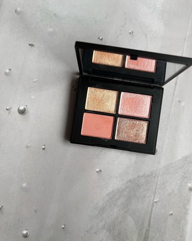 クワッドアイシャドー 01801 (復刻)/NARS/パウダーアイシャドウを使ったクチコミ（1枚目）