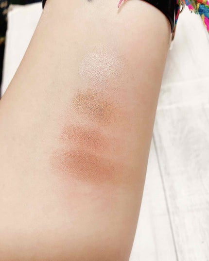 シルキースフレアイズ/キャンメイク/アイシャドウパレットを使ったクチコミ(2枚目)