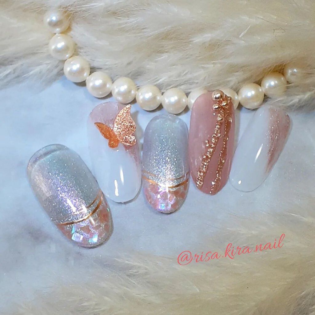 #ネイル,#ジェルネイル,#キラキラネイル,#春夏ネイル,#蝶々ネイル,#ピンクネイルのネイルデザイン