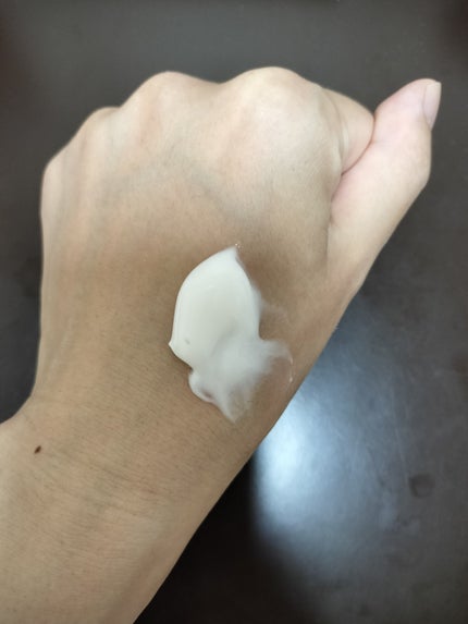 ホワイトルーセント ブライトニング ジェル クリーム/SHISEIDO/フェイスクリームを使ったクチコミ(4枚目)