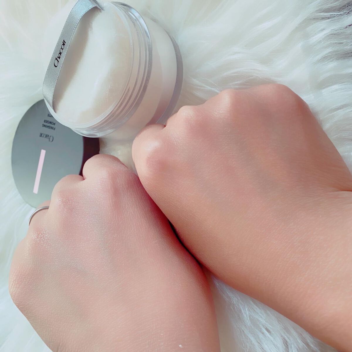 フィニッシングパウダー マット/チャコット・コスメティクス/ルースパウダーを使ったクチコミ(6枚目)