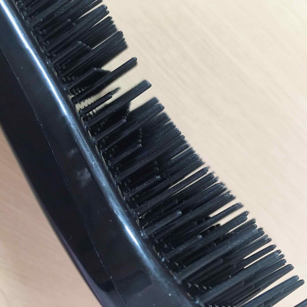 絡みにくい!髪通りなめらか長短2段ヘアブラシ/キャンドゥ/ヘアブラシを使ったクチコミ(3枚目)