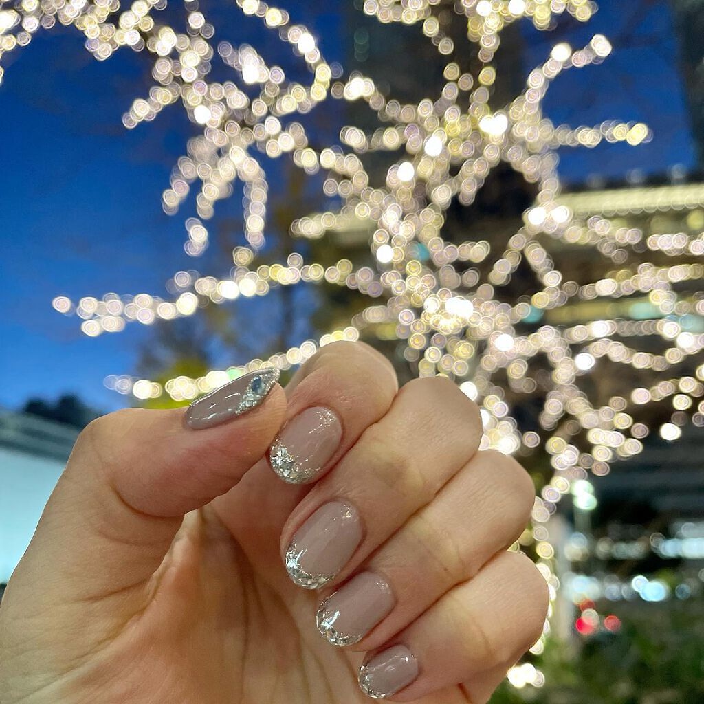 なぁな on LIPS 「ジェルネイル💅💕Xmasもあるし年越しもあるし来年に向けての準..」(1枚目)