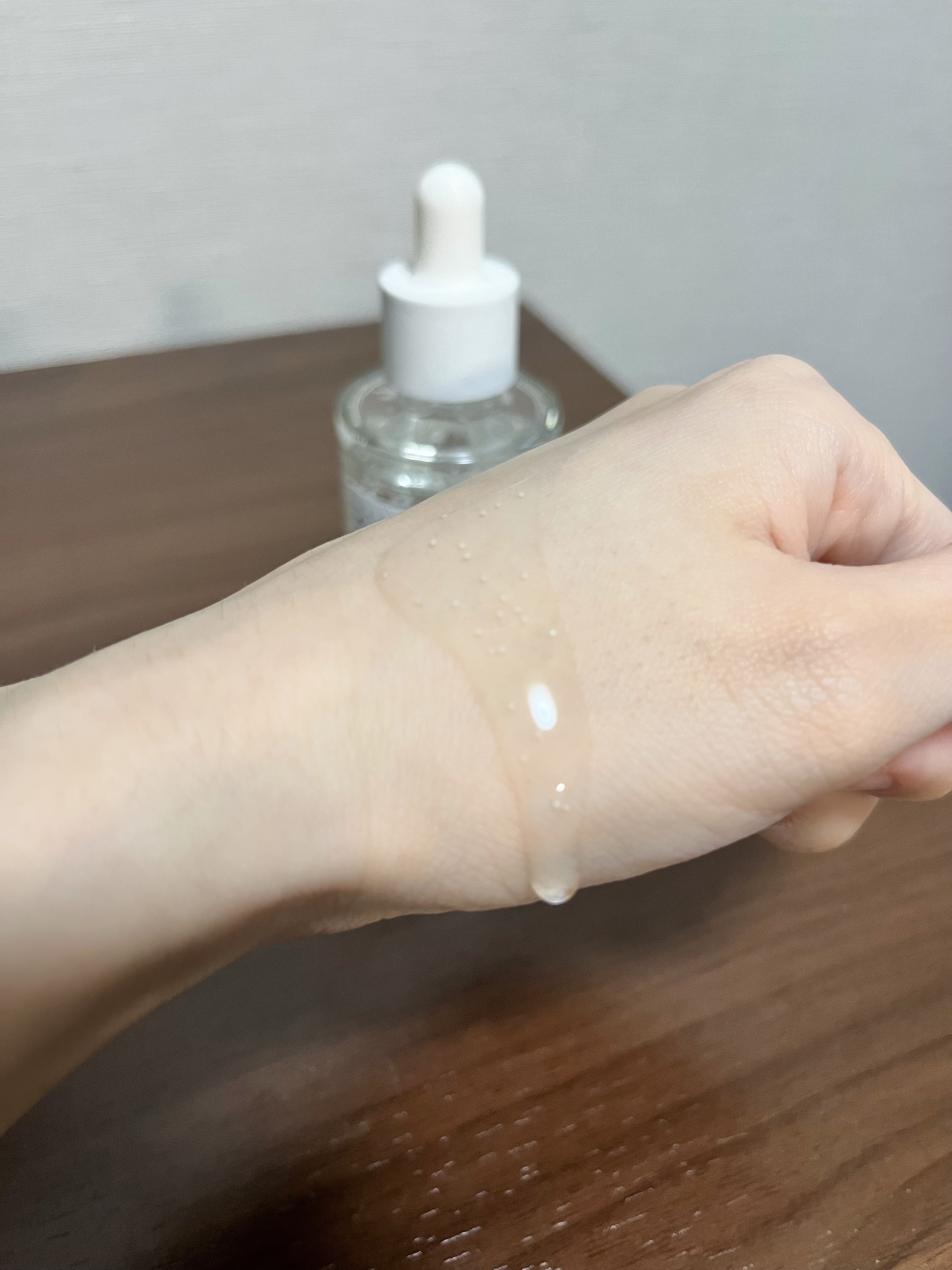 トーンブライトニング カプセルアンプル/SKIN1004/美容液を使ったクチコミ（3枚目）