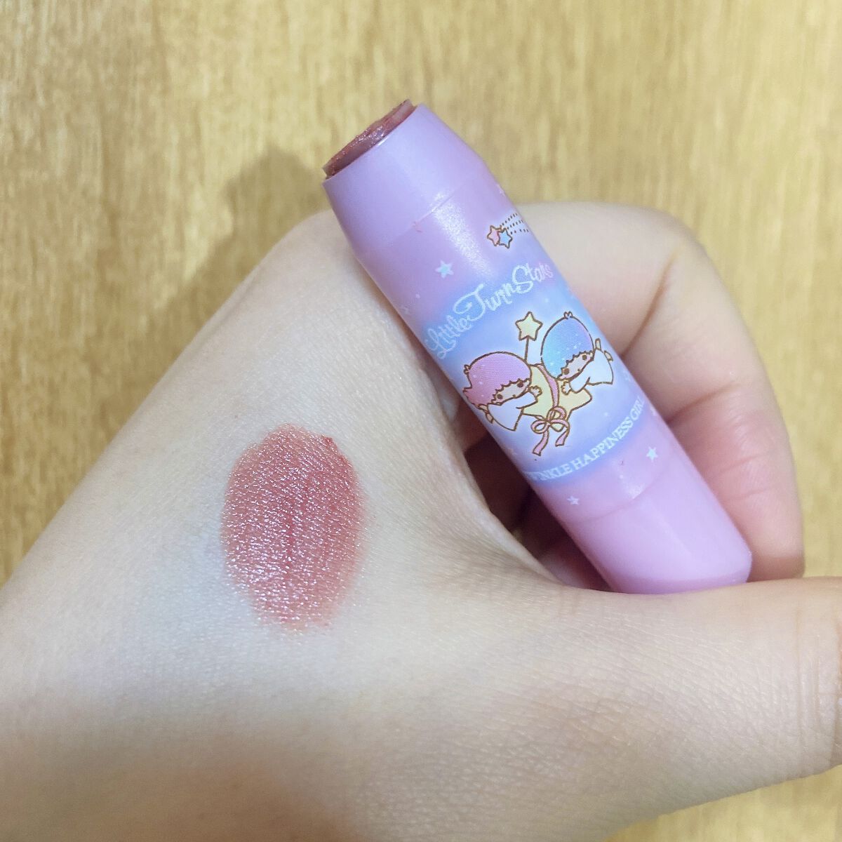 TWINKLE HAPPINESS GIRL/セリア/スティックアイシャドウを使ったクチコミ（1枚目）