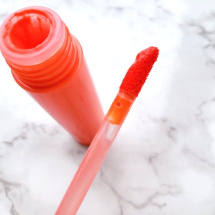 ジューシーラスティングティント/rom&nd/リップティントを使ったクチコミ(3枚目)