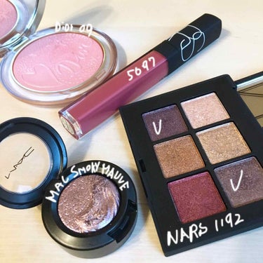 ヴォワヤジュールアイシャドウパレット/NARS/アイシャドウパレットを使ったクチコミ（1枚目）