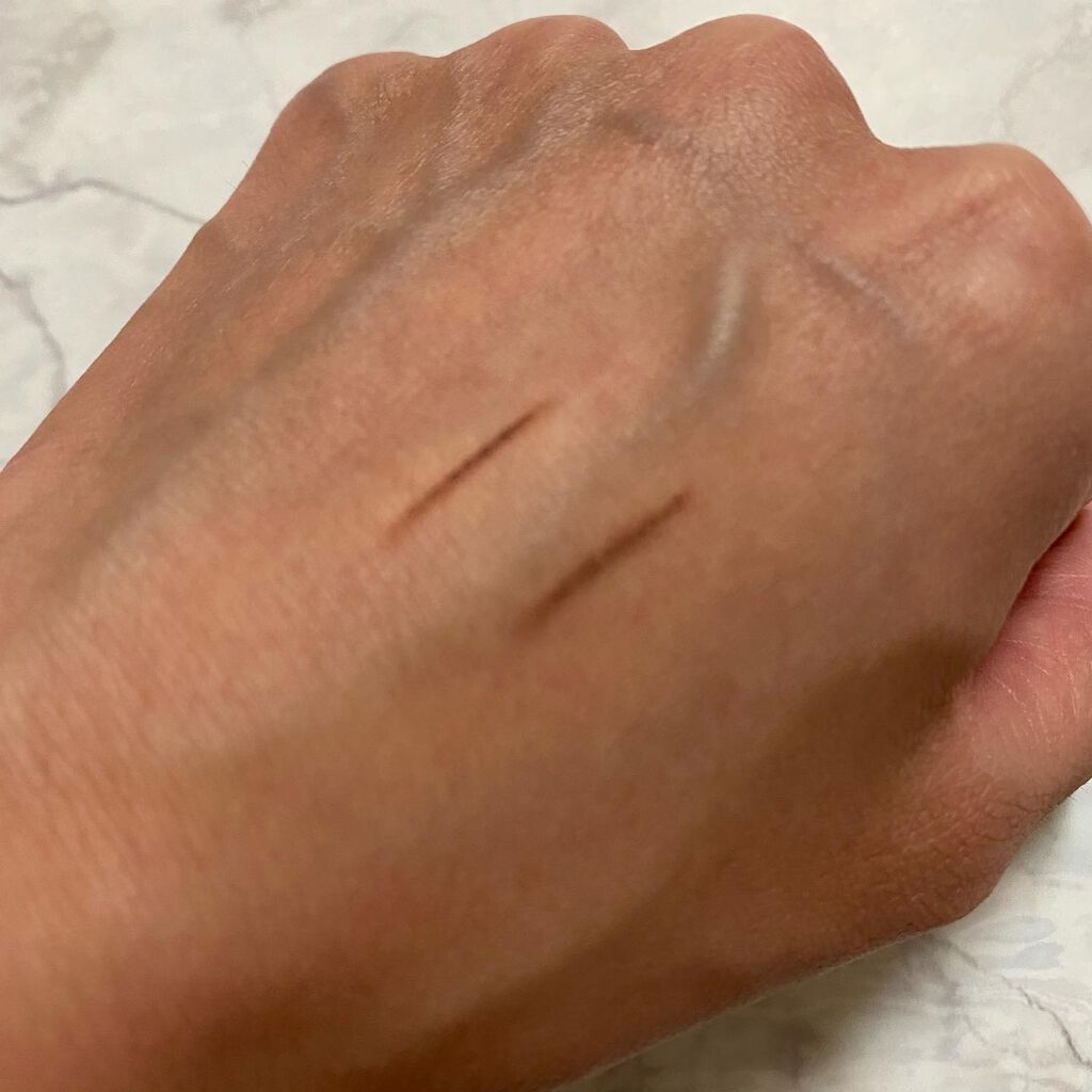 イージードローイングアイブロウ ダークブラウン/CAROME./アイブロウペンシルを使ったクチコミ（2枚目）