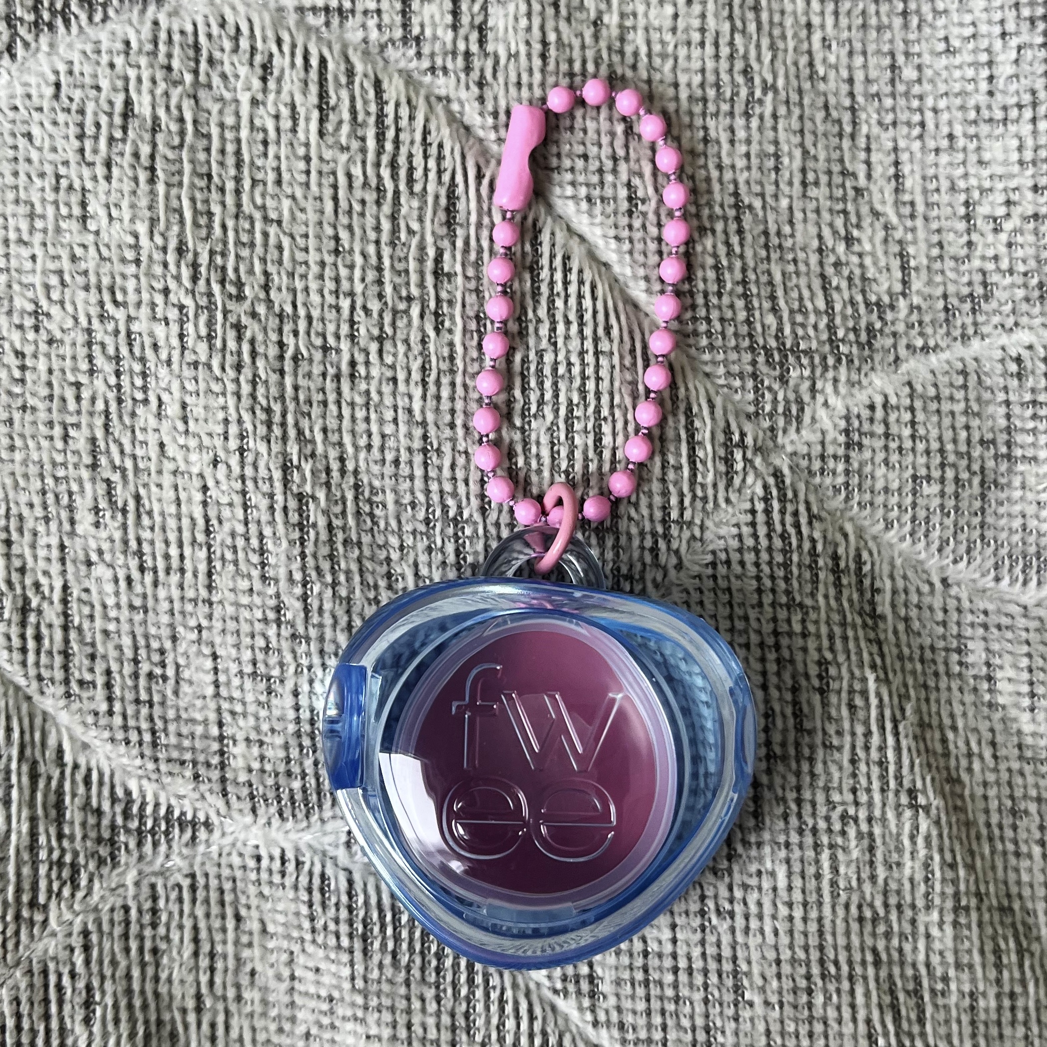 フィー リップアンドチーク グローイジェリーポット JM01 コンポート/fwee/リップグロスを使ったクチコミ（3枚目）