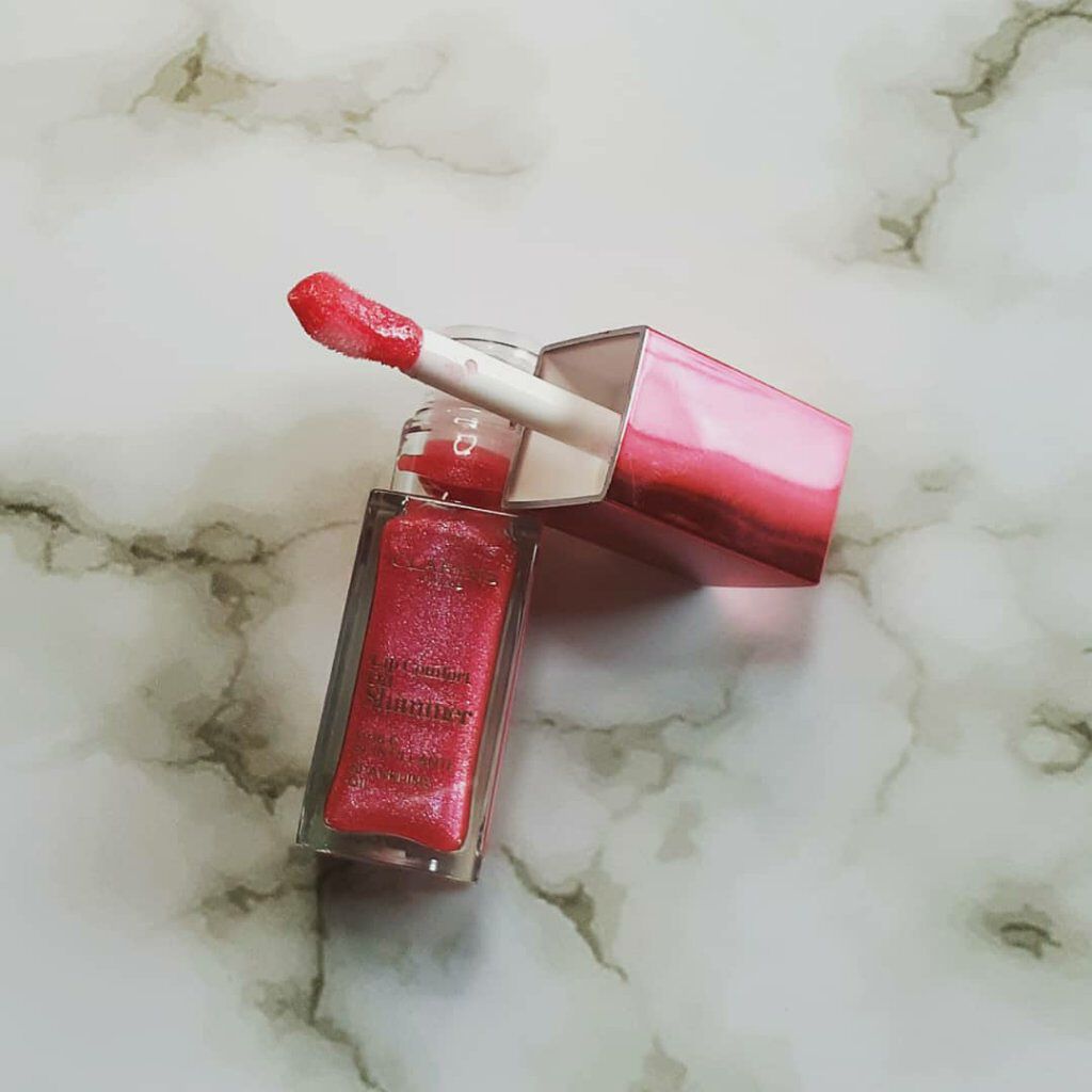 コンフォート リップオイル シマー 05 プリティインピンク(限定)/CLARINS/リップグロスを使ったクチコミ（2枚目）