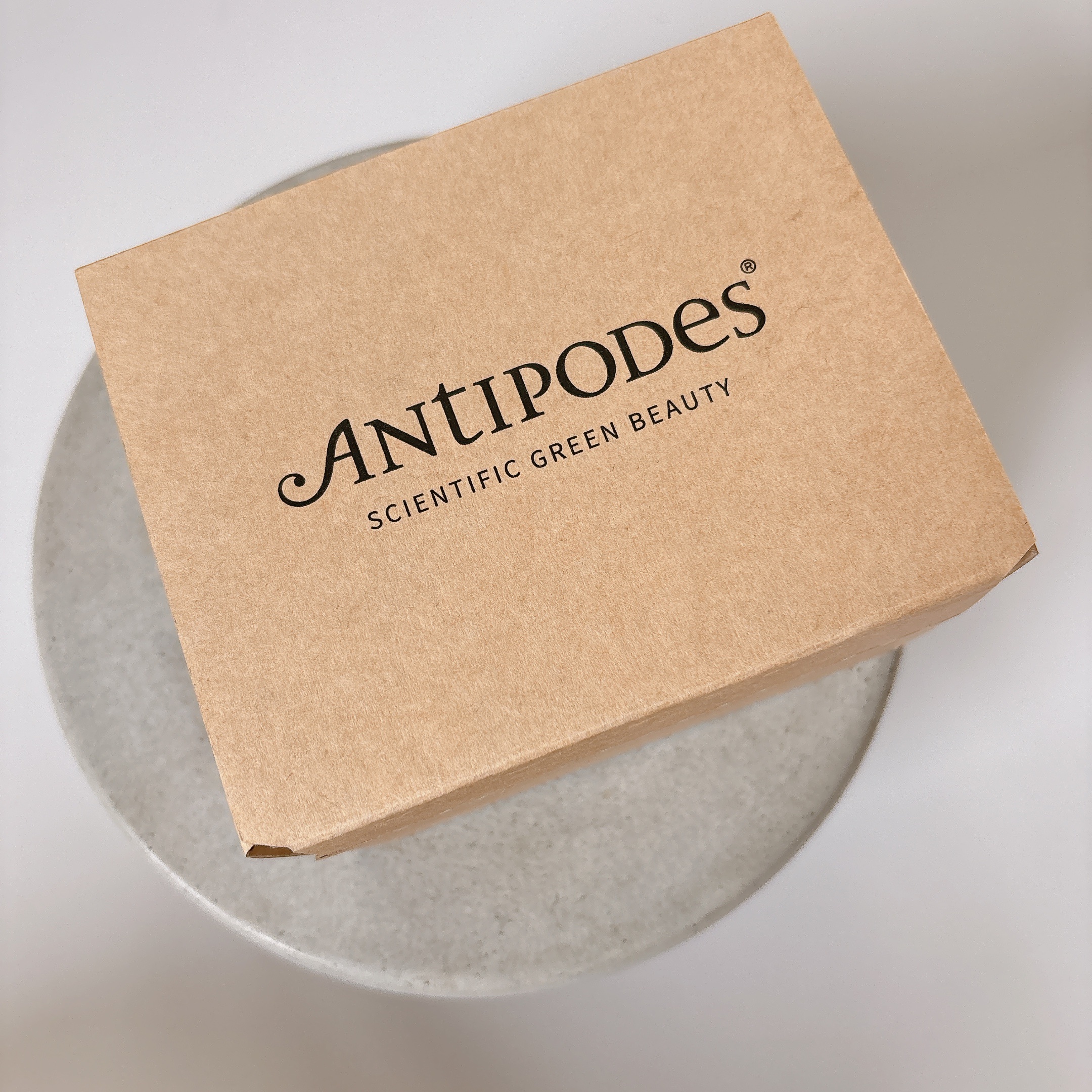 アンティポディース スーパーナチュラル SPF50＋ フェイシャル サンスクリーン/Antipodes/日焼け止めクリームを使ったクチコミ（2枚目）