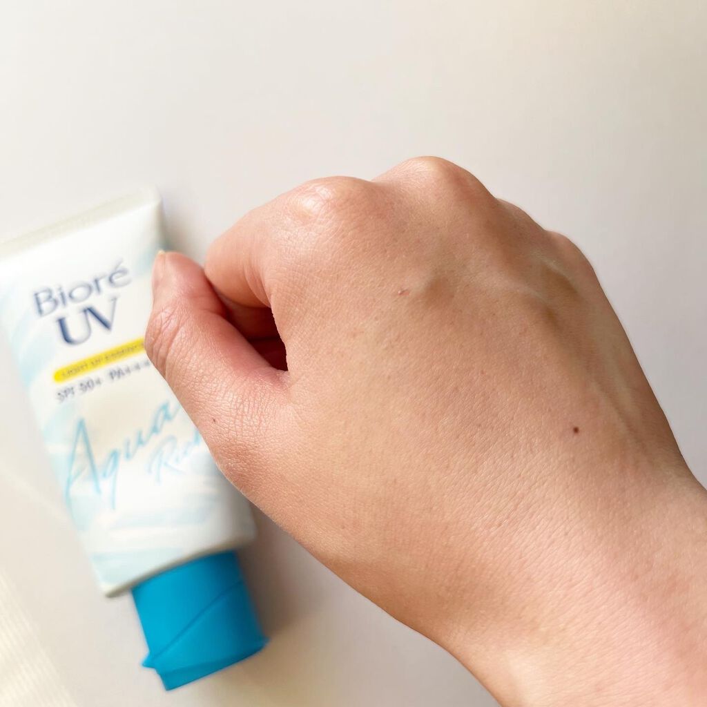 ビオレUV アクアリッチ ライトアップエッセンス/ビオレ/日焼け止めクリームを使ったクチコミ(4枚目)