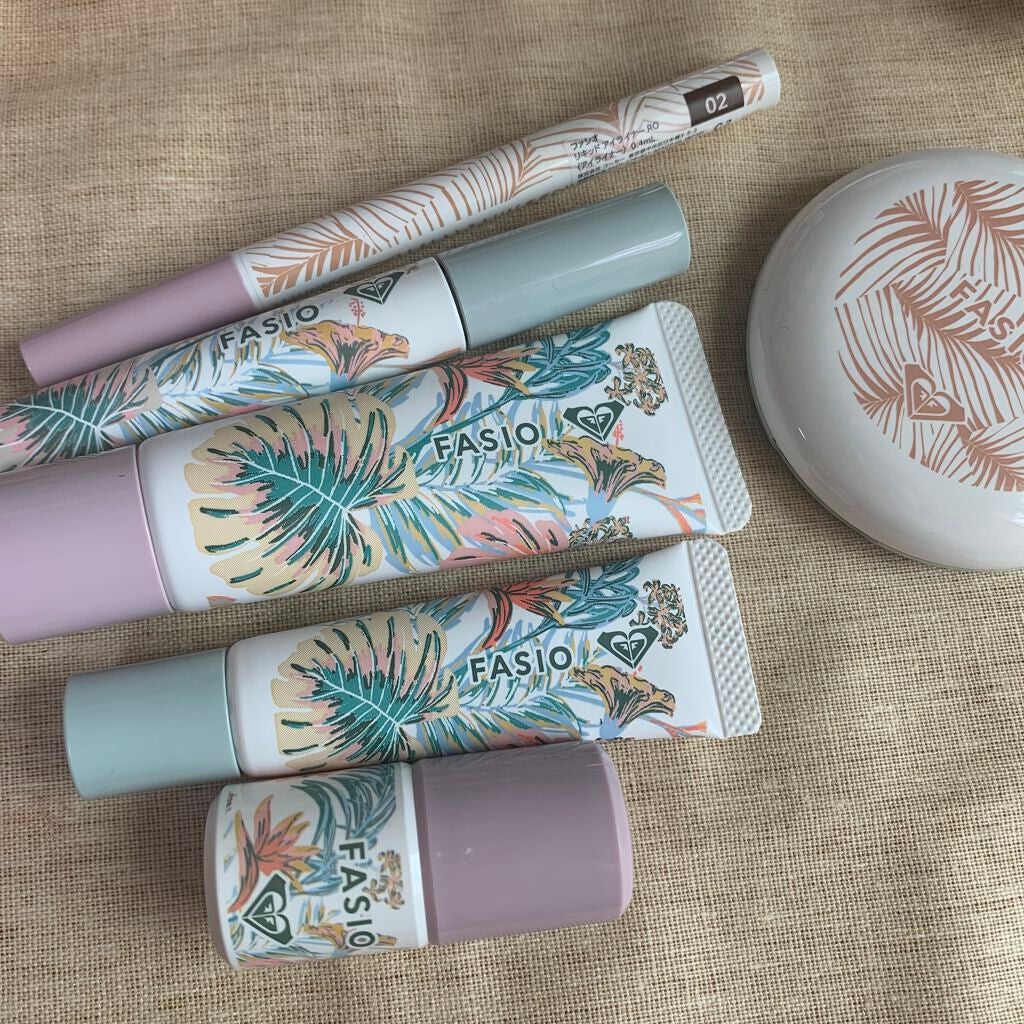 いちごパンダ on LIPS 「ファシオの限定デザイン購入したので、今度レビューしまっす!とり..」(2枚目)