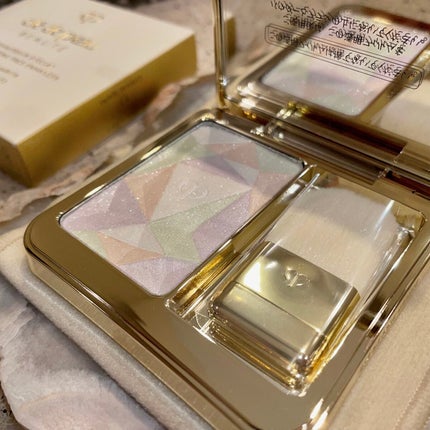 ル・レオスールデクラ /クレ・ド・ポー ボーテ/パウダーハイライトを使ったクチコミ(2枚目)