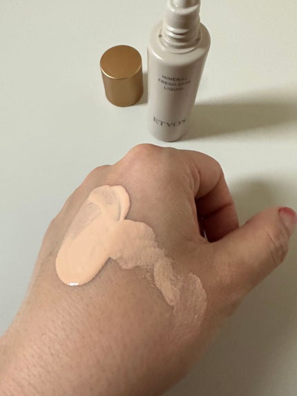 ミネラルフレッシュスキンリキッド/エトヴォス/リキッドファンデーションを使ったクチコミ(3枚目)