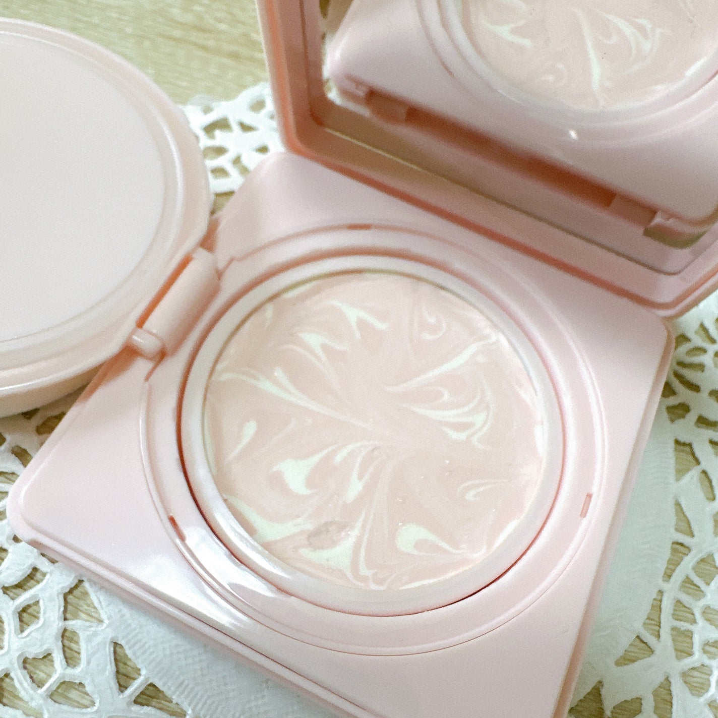 スキン PFCT コンパクト クリーム N/GIVENCHY/化粧下地を使ったクチコミ(5枚目)