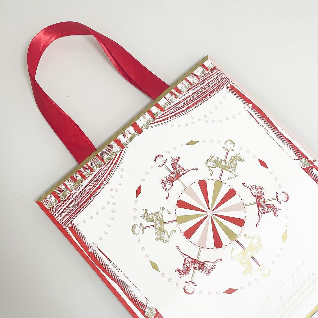 momo on LIPS 「ミキモトコスメティックスさまのクリスマスコフレ🎄 ▷フェイスパ..」(8枚目)