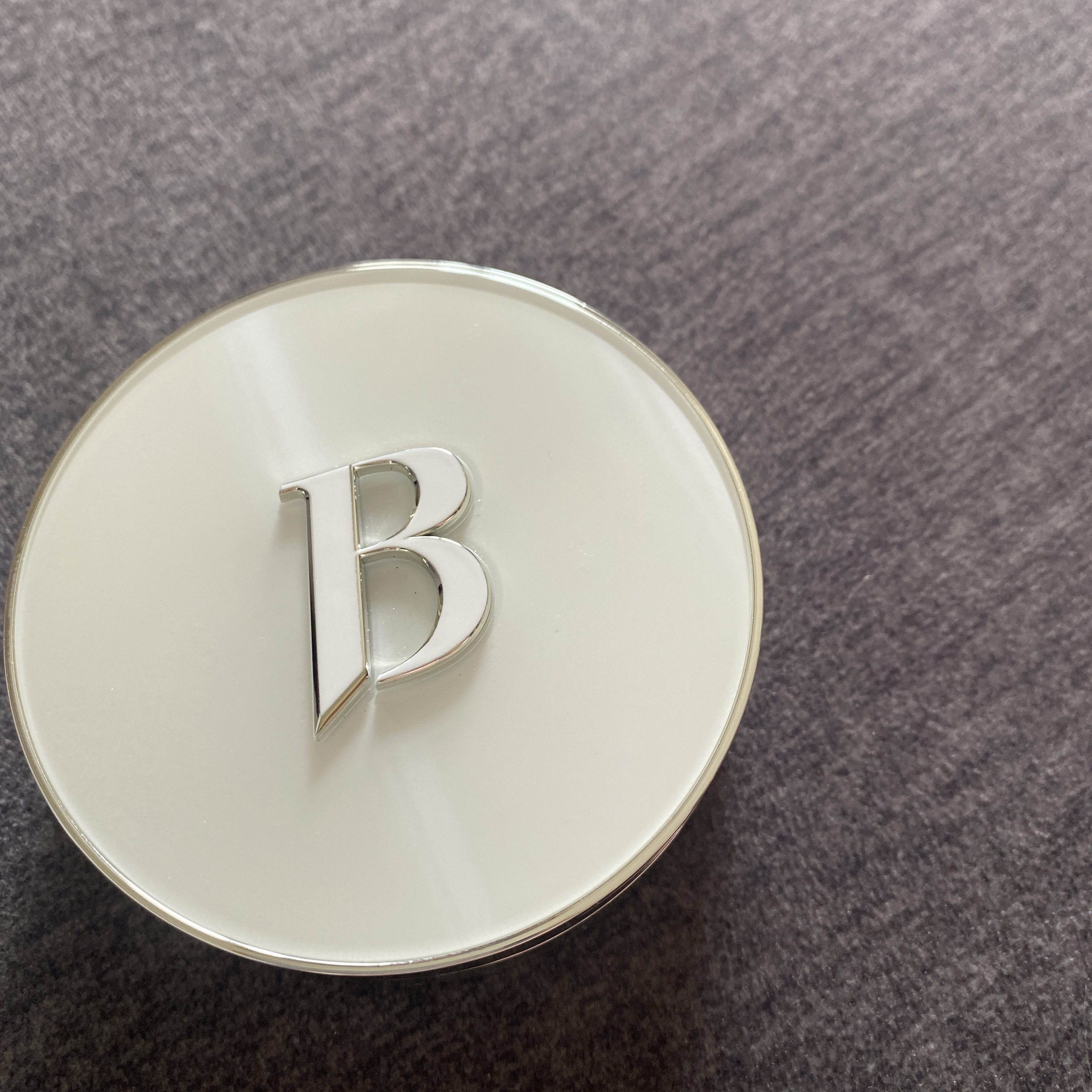 カバーリシャス アルティメット ホワイトクッション/BANILA CO/クッションファンデーションを使ったクチコミ（1枚目）