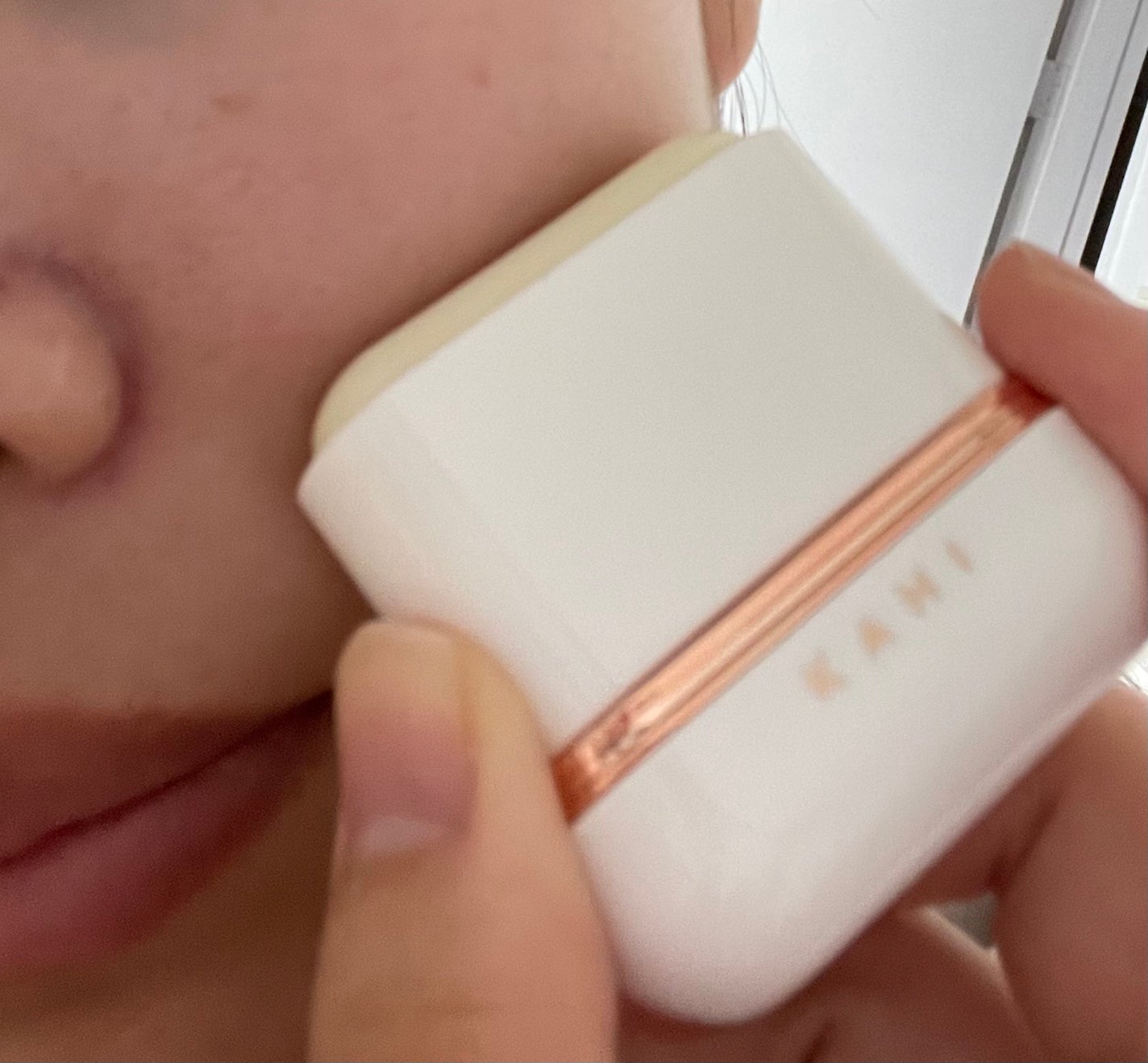 エアリーフィットサンスティック/KAHI/日焼け止めスティックを使ったクチコミ(3枚目)