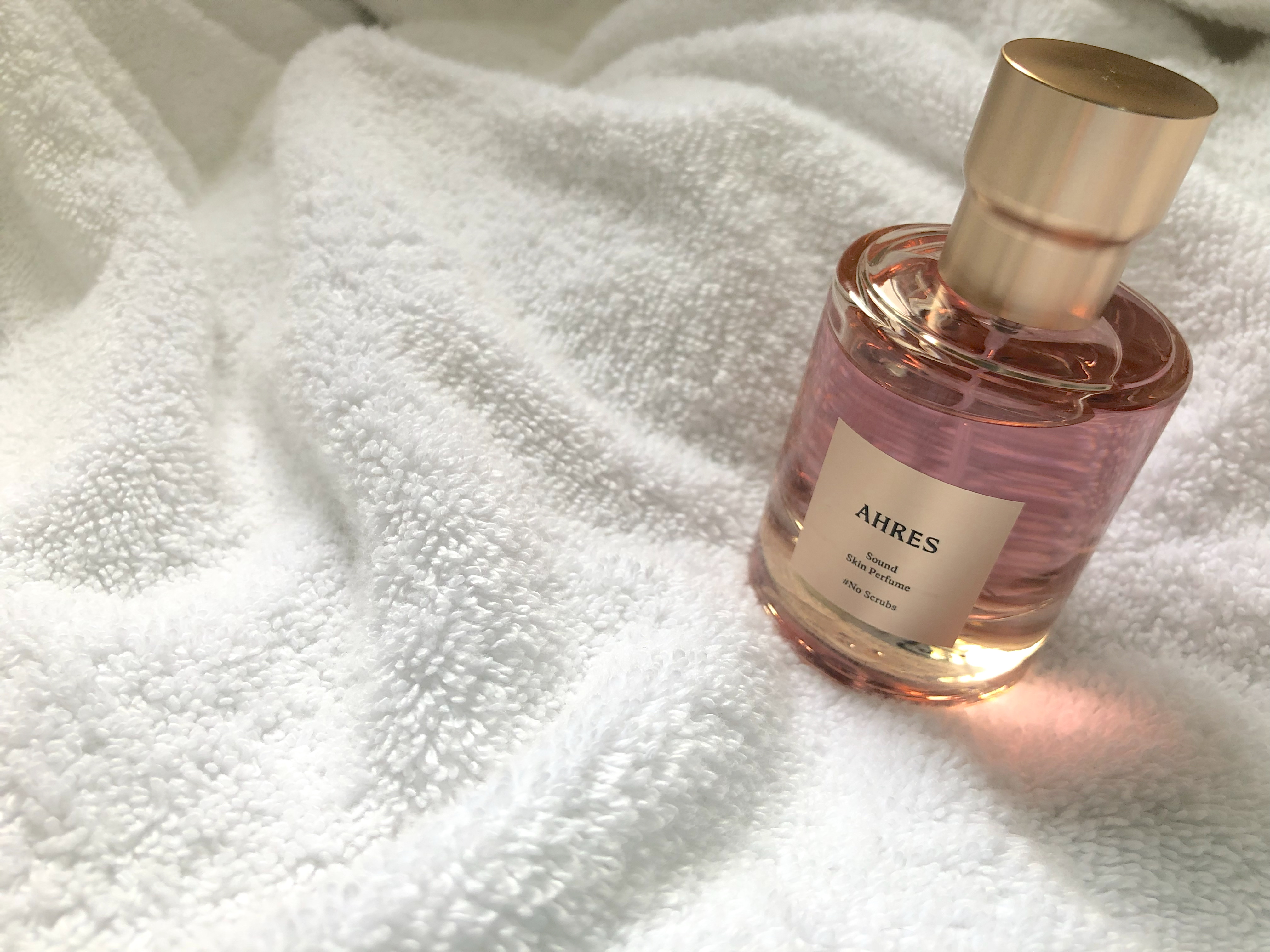 アーレスサウンドスキンパフューム ノースクラブス AHRES No Scrubs b9abb4fb34bb77ce7ad310e7-