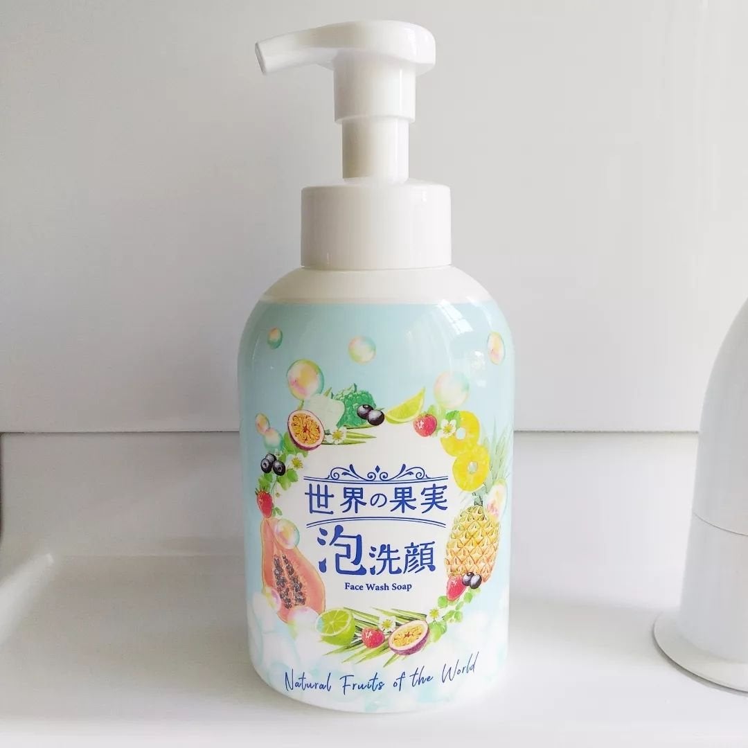 世界の果実 すっきり泡洗顔/世界の果実/泡洗顔を使ったクチコミ(2枚目)