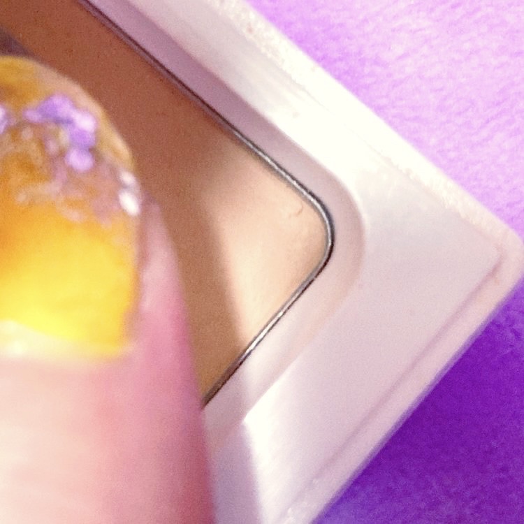 タンナチュレールプードルブラン/クレ・ド・ポー ボーテ/パウダーファンデーションを使ったクチコミ（2枚目）