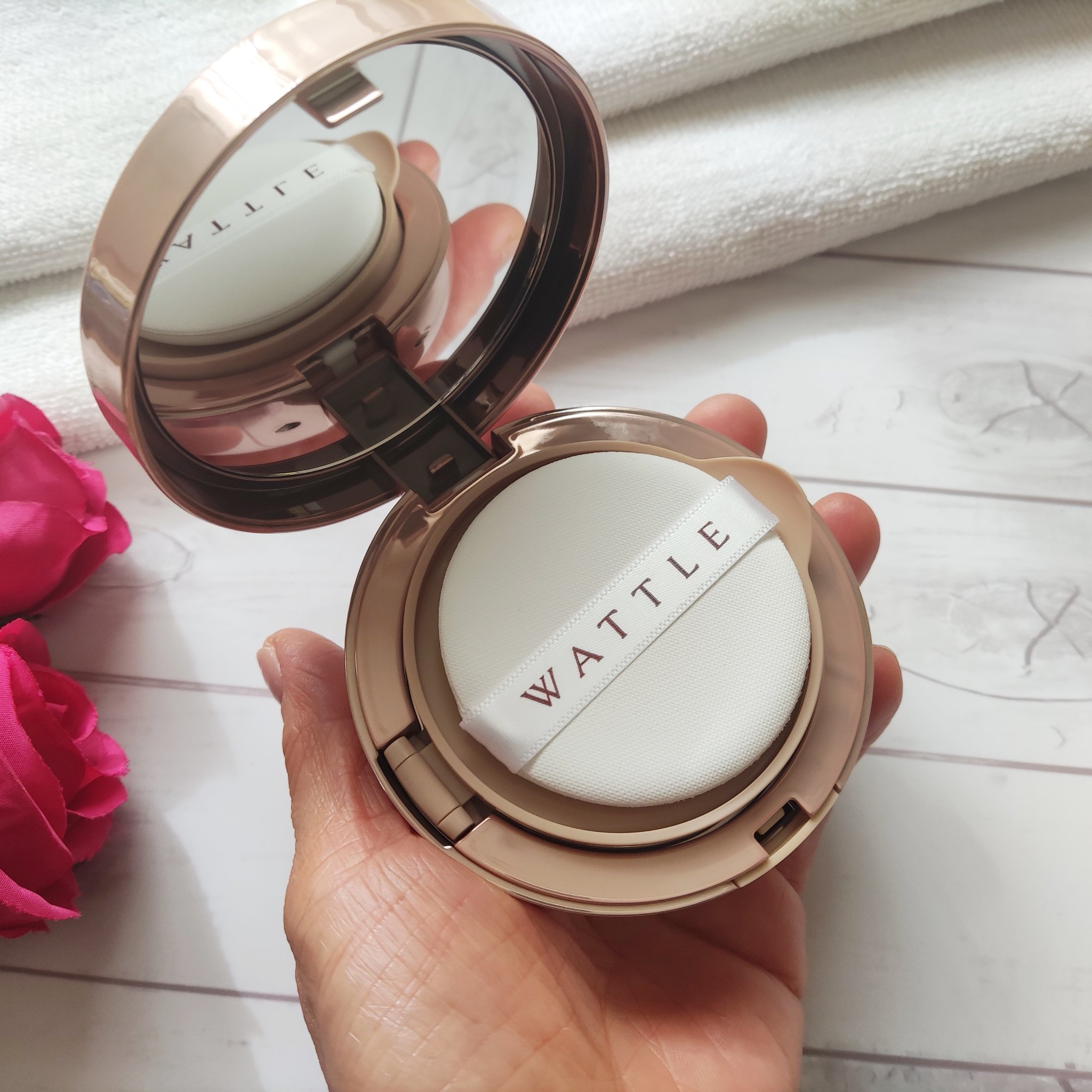 WATTLEクッションファンデーション 02 ライトベージュ/WATTLE/クッションファンデーションを使ったクチコミ（3枚目）