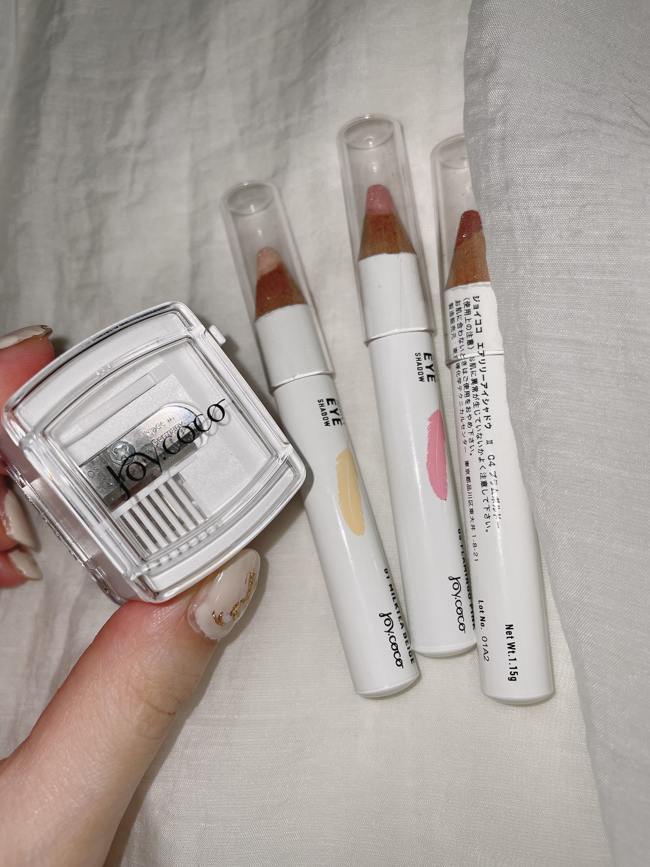 ジョイココ エアリーアイシャドウ/Joy.coco(ジョイココ)/単色アイシャドウを使ったクチコミ（2枚目）