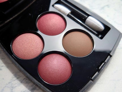 レ キャトル オンブル/CHANEL/アイシャドウパレットを使ったクチコミ(2枚目)