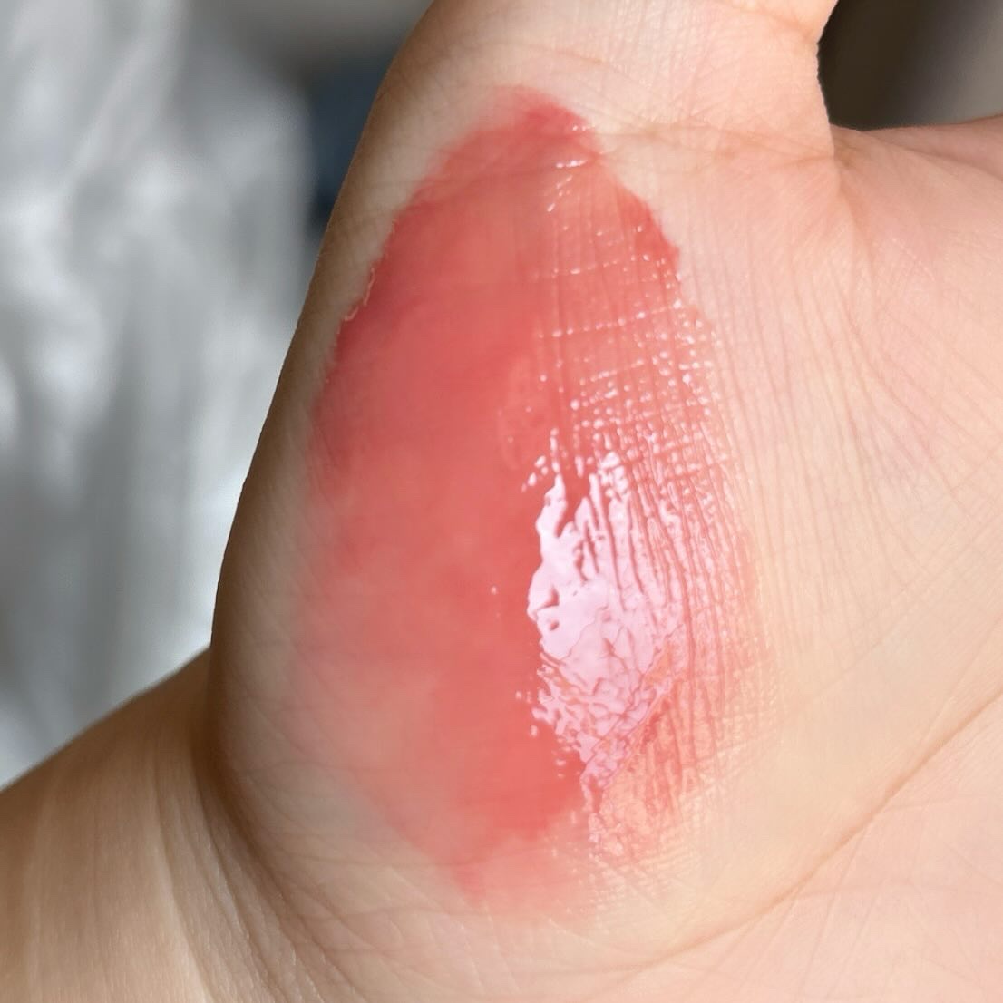 ジューシーラスティングティント/rom&nd/リップティントを使ったクチコミ（3枚目）