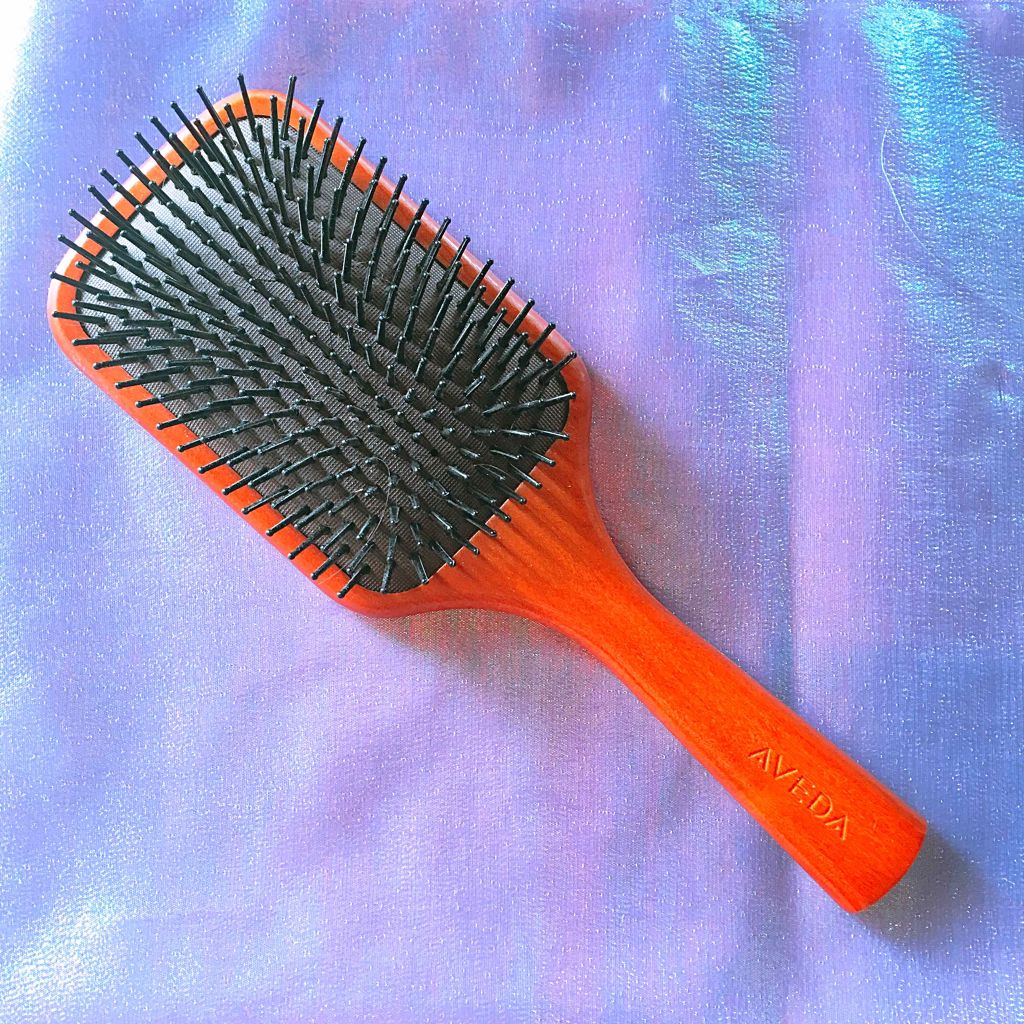 パドル ブラシ/AVEDA/ヘアブラシを使ったクチコミ（1枚目）