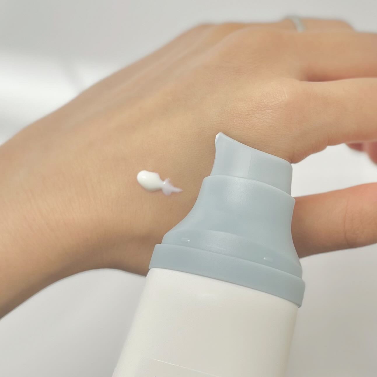 ヒアルーシカ ウォーターフィット サンセラム/SKIN1004/日焼け止めローションを使ったクチコミ（2枚目）