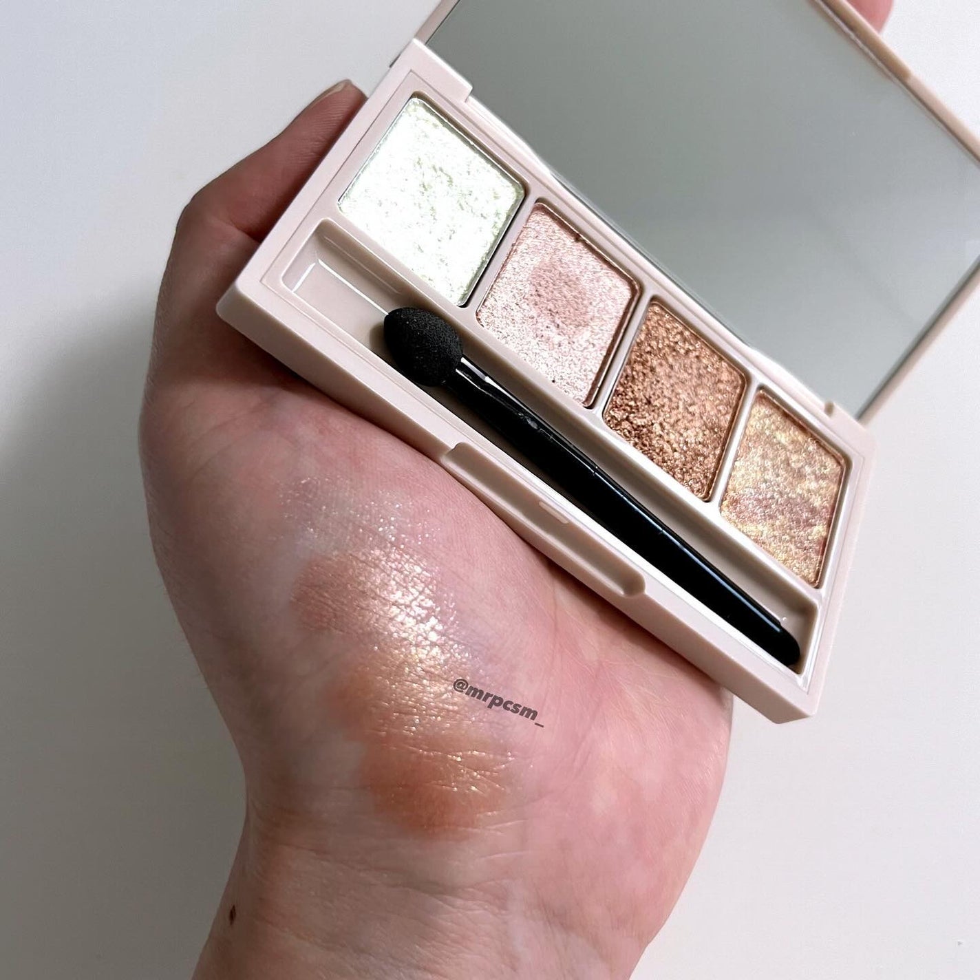 足しパレ/Fujiko/アイシャドウパレットを使ったクチコミ(3枚目)