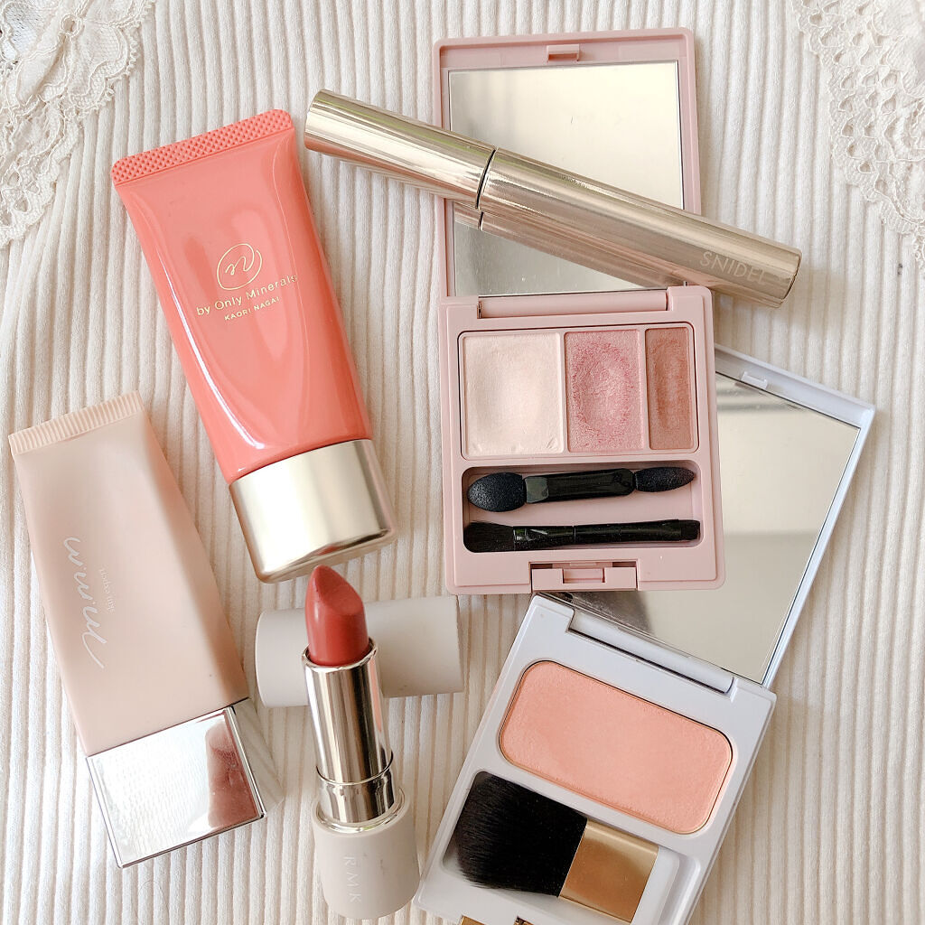 トーン ペタル チーク 03 ペールピンク/to/one/パウダーチークを使ったクチコミ（1枚目）