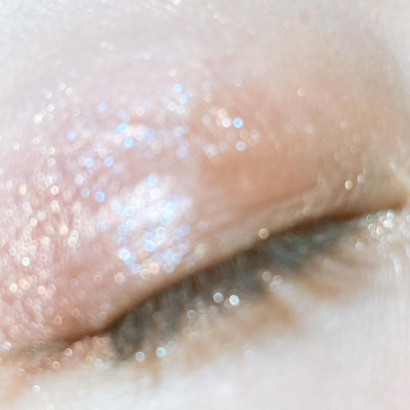 jill leen. シングルムースアイシャドウ 108 プラムソルベ(日本限定) /jill leen./単色アイシャドウを使ったクチコミ（2枚目）