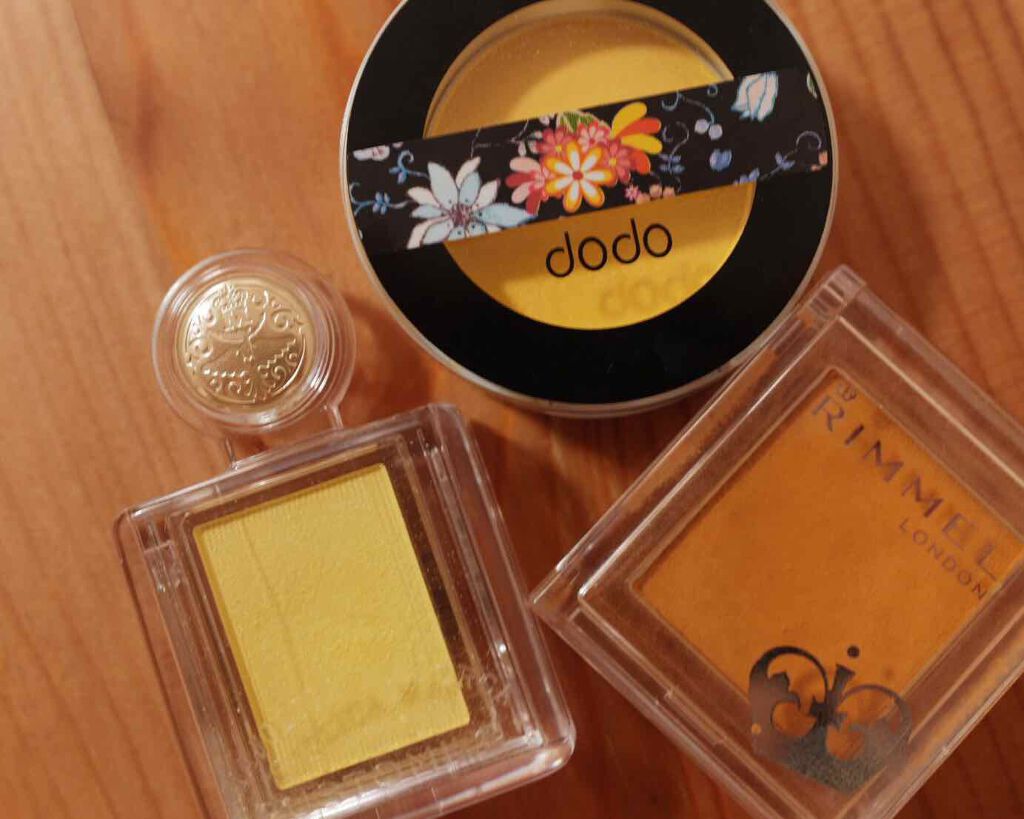 プリズム パウダーアイカラー/リンメル ロンドン/単色アイシャドウを使ったクチコミ(2枚目)