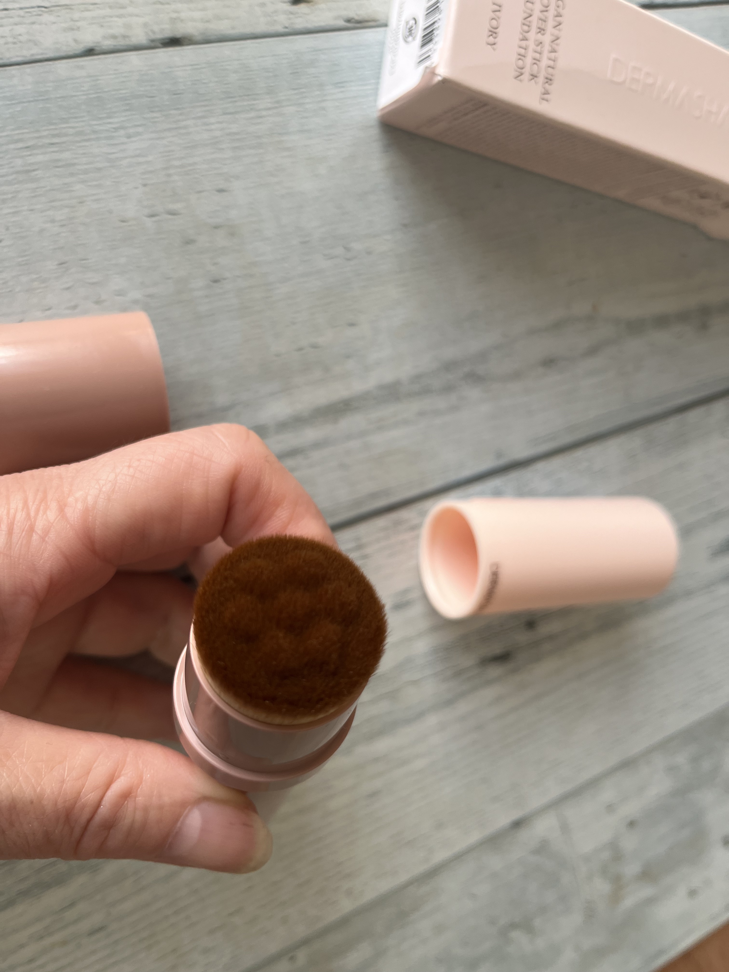 ヴィーガンナチュラルカバースティックファンデーション/DERMASHARE/その他ファンデーションを使ったクチコミ（3枚目）