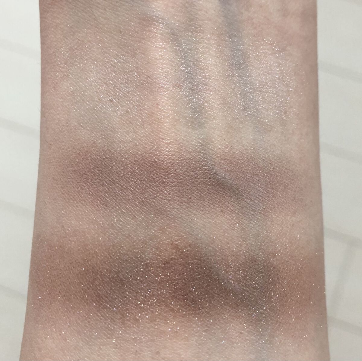 コンスピキュアス アイズ/Amplitude/アイシャドウパレットを使ったクチコミ（3枚目）