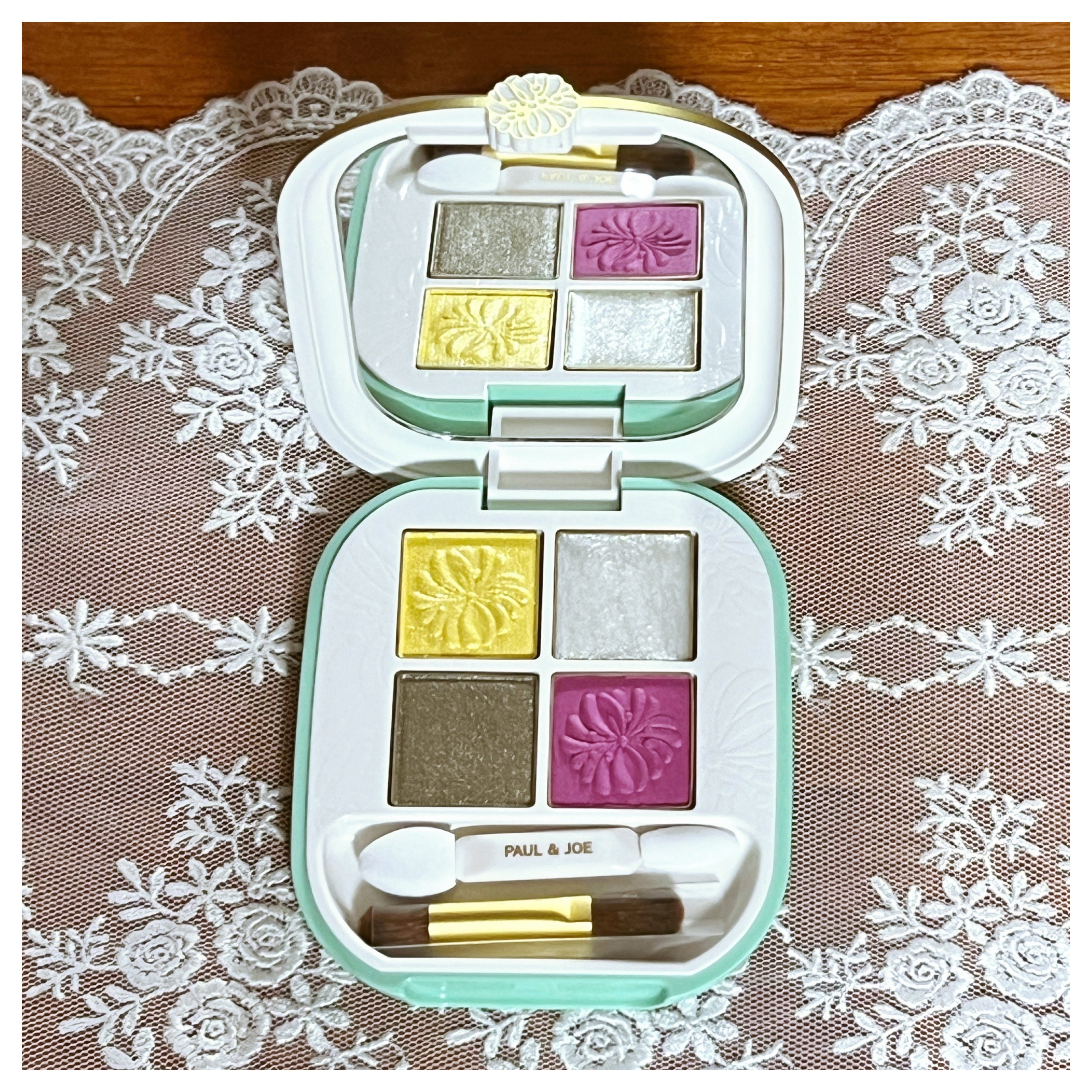 ポール ＆ ジョー アイデザイン パレット 08 マネージュ デテ/PAUL & JOE BEAUTE/アイシャドウパレットを使ったクチコミ（3枚目）