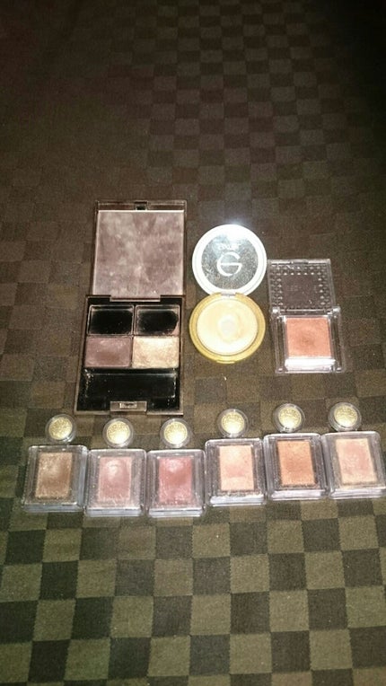 シャイニーシャドウ N/excel/単色アイシャドウを使ったクチコミ(1枚目)