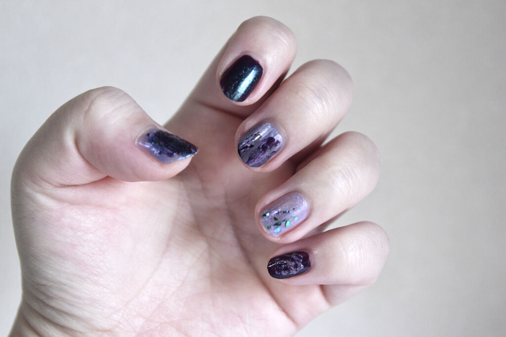 ネイルホリック パーティーフレーク/ネイルホリック/マニキュアを使ったクチコミ（2枚目）