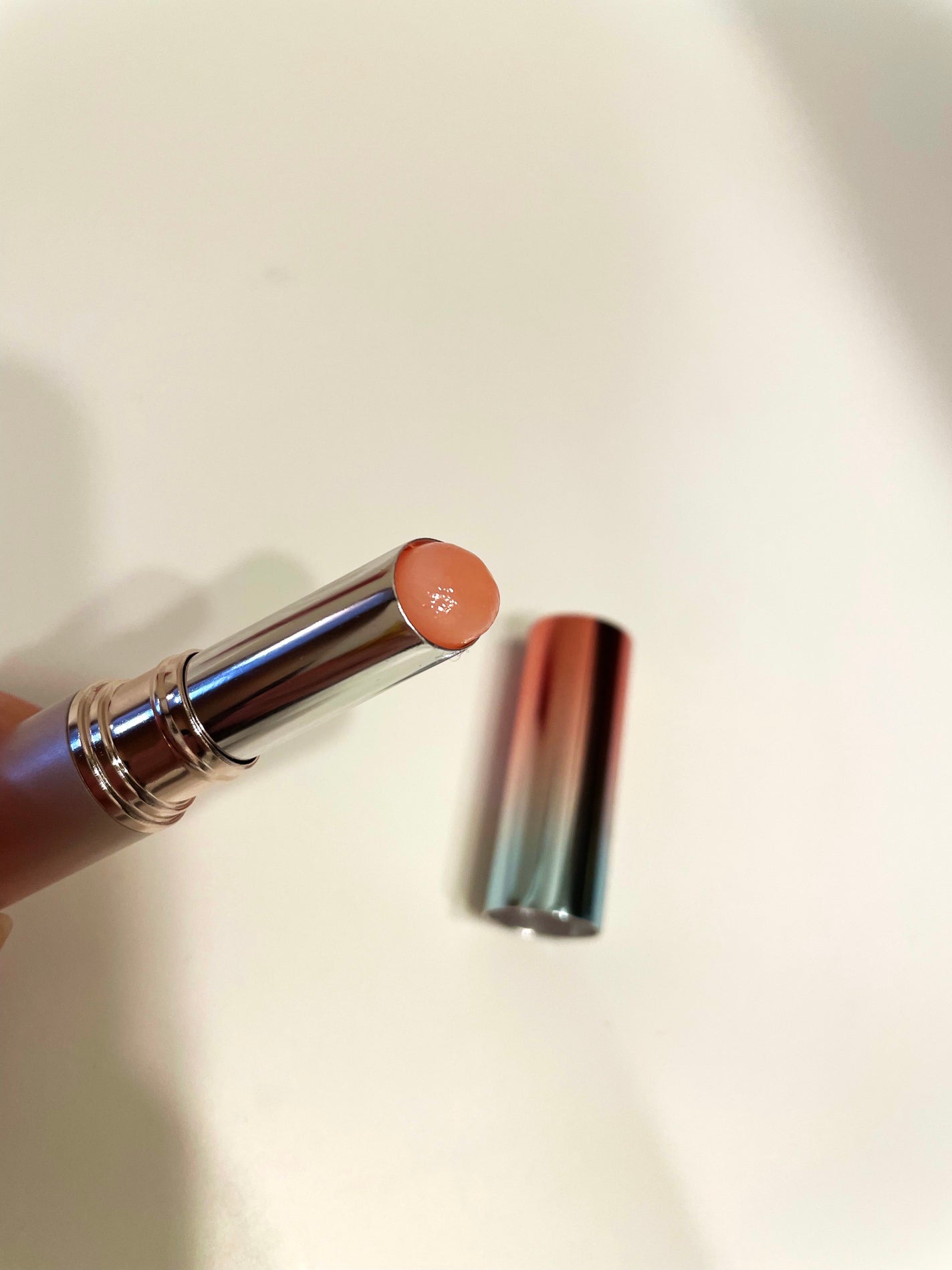 サクラヴェールリップ/パラドゥ/リップクリームを使ったクチコミ(3枚目)