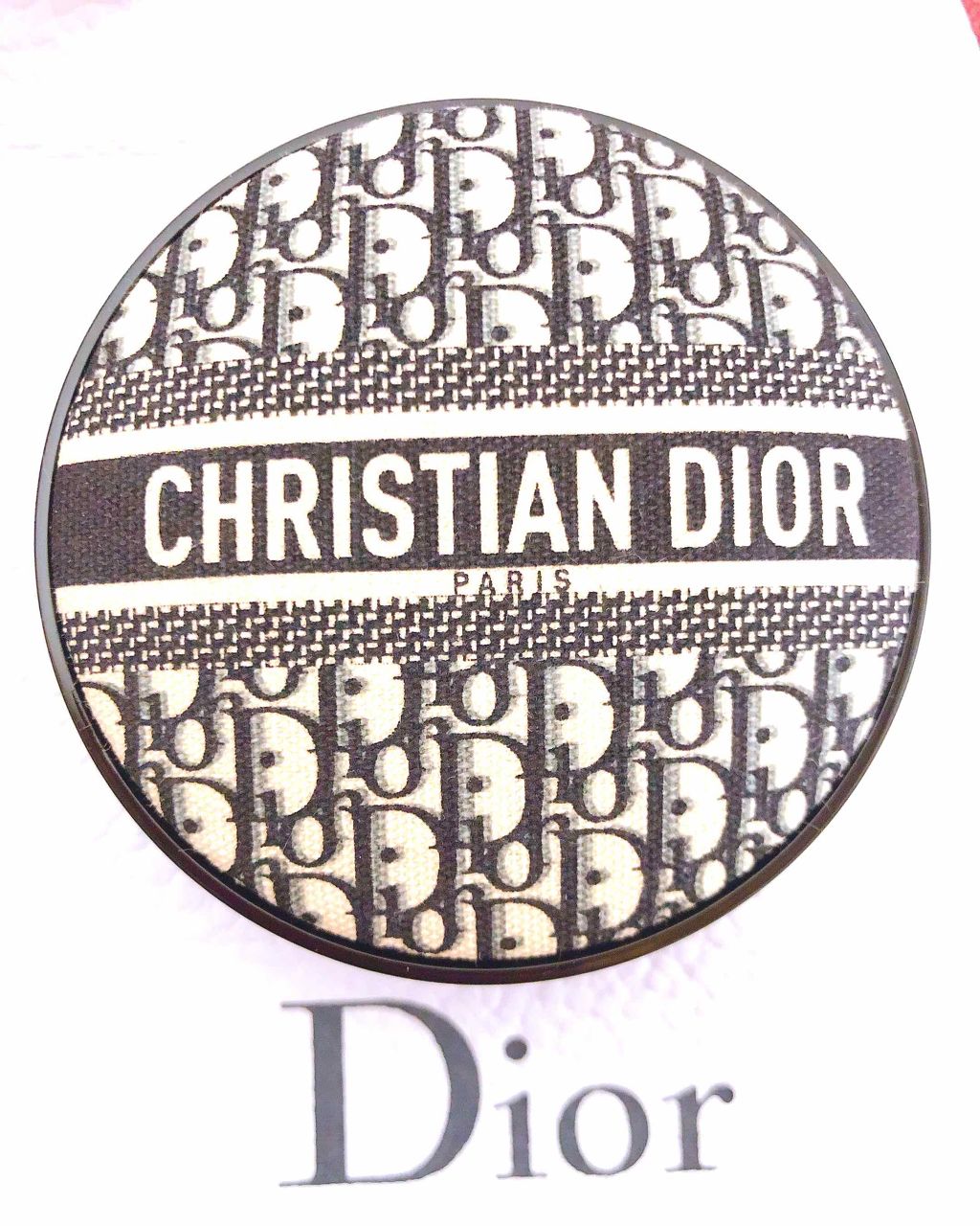 【旧】ディオールスキン フォーエヴァー クッション/Dior/クッションファンデーションを使ったクチコミ（1枚目）