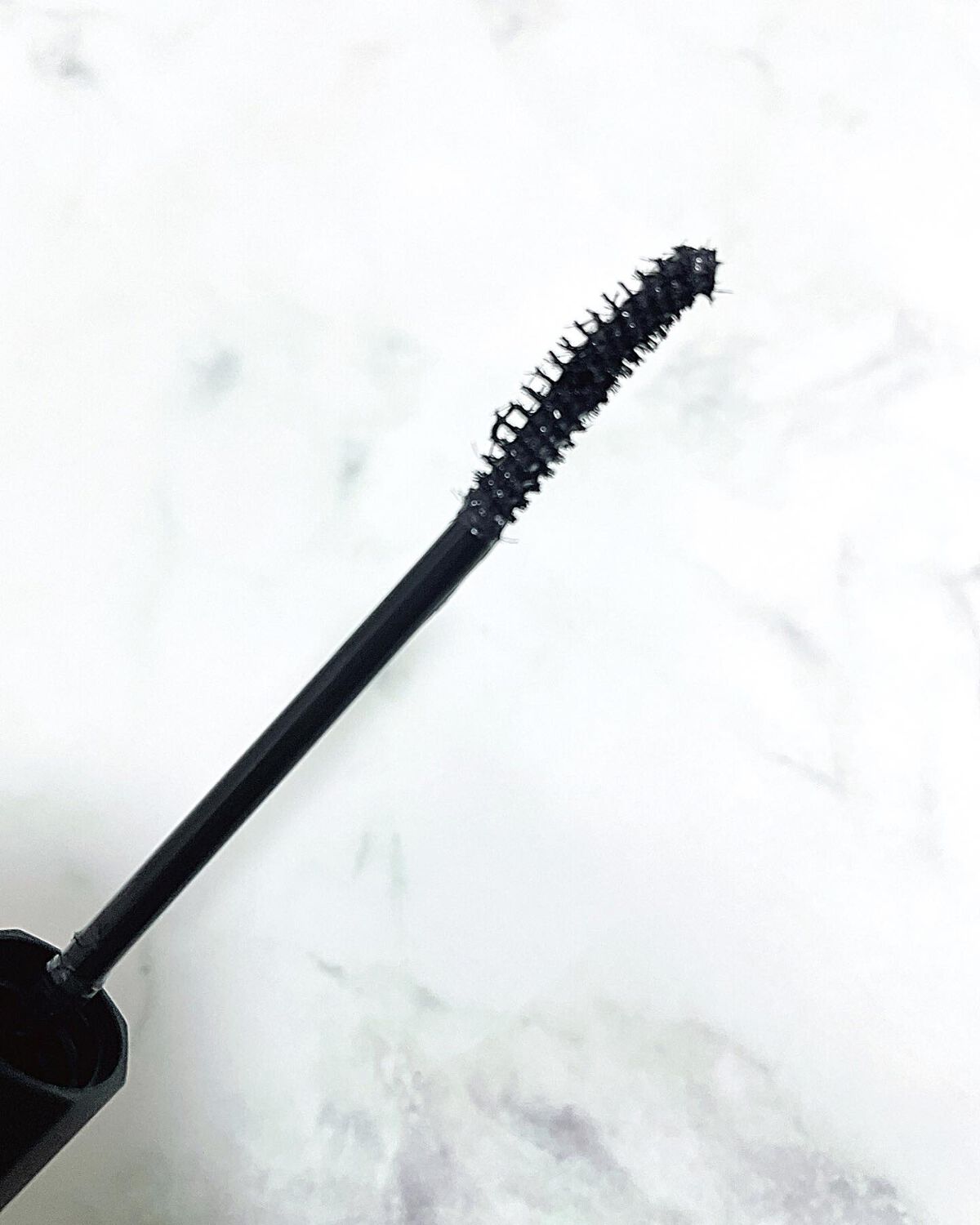 MOTELASH(ウズ モテラッシュ)/UZU BY FLOWFUSHI/マスカラ下地を使ったクチコミ（3枚目）