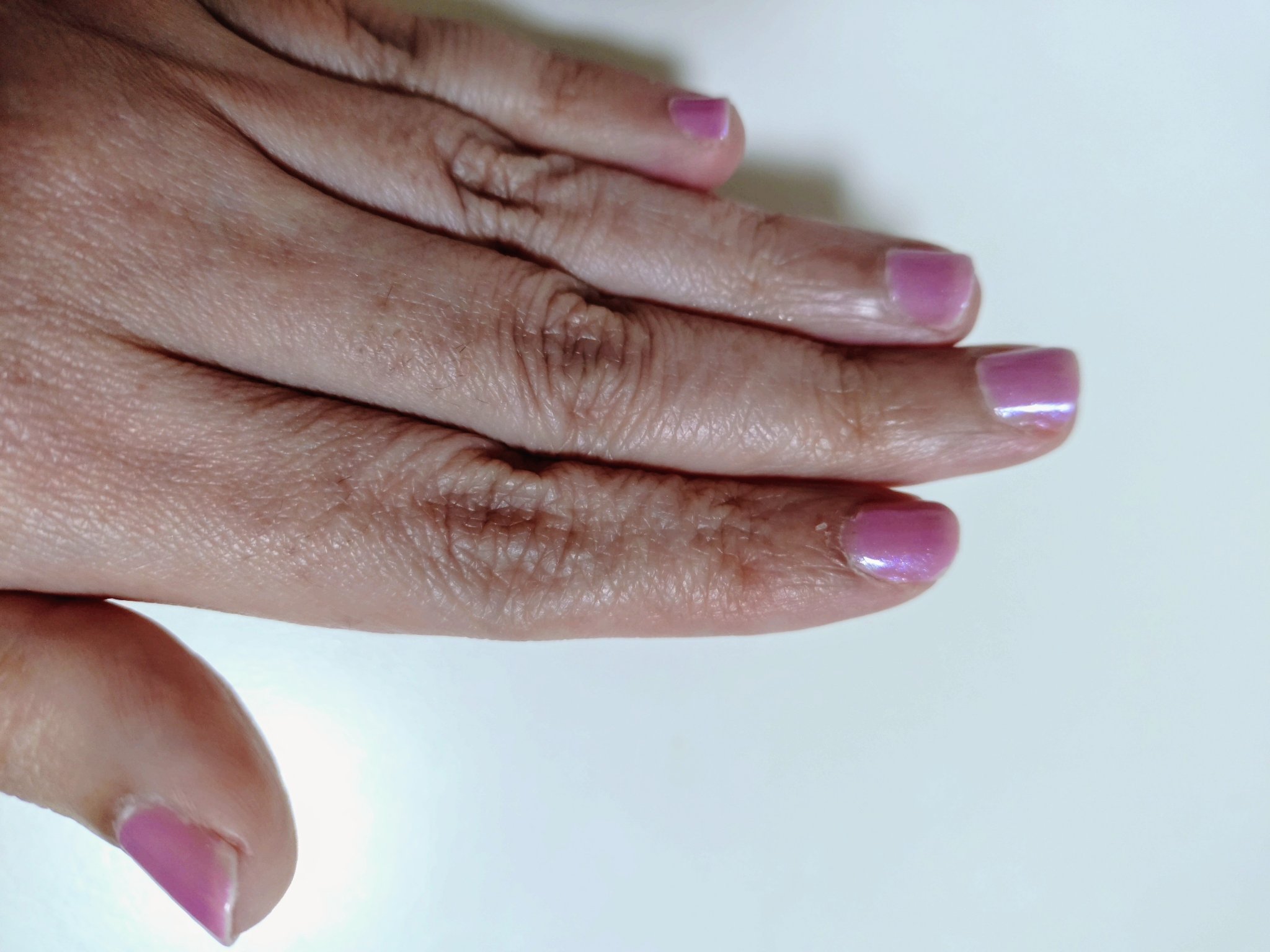 RMK ネイルラッカー EX-20 ノーティー ＆ ナイス/RMK/マニキュアを使ったクチコミ（1枚目）