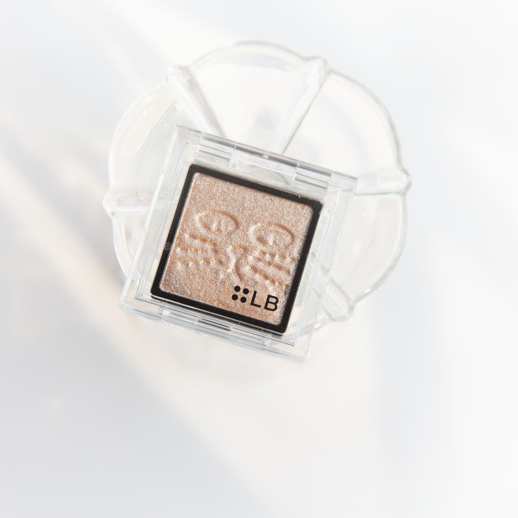 Galaxy Shadow（ギャラクシーシャドウ） GS-1・フラッシュ/LB/単色アイシャドウを使ったクチコミ（1枚目）