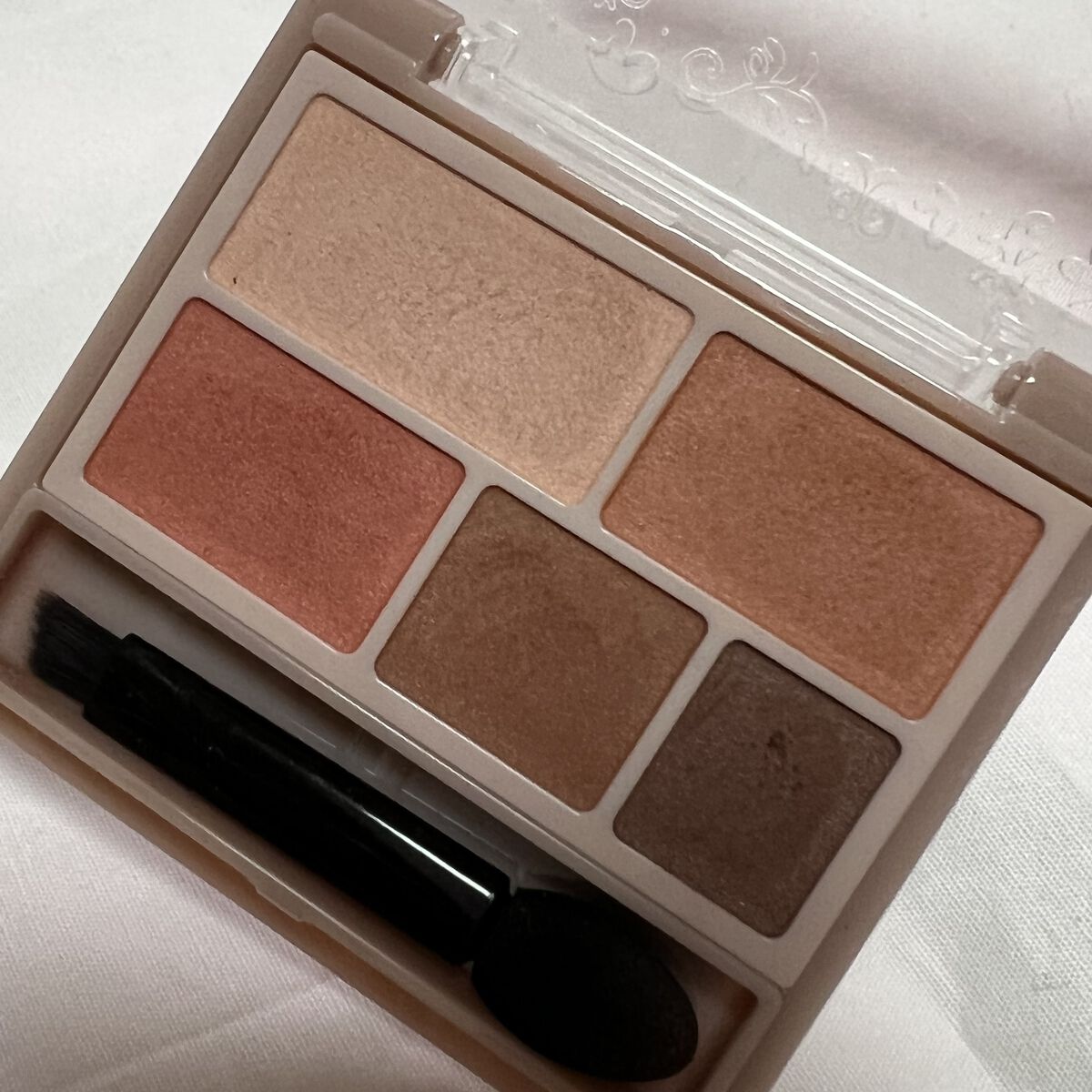 パーフェクトマルチアイズ/キャンメイク/アイシャドウパレットを使ったクチコミ（2枚目）